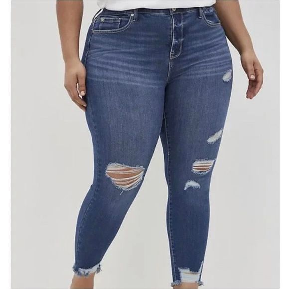 EUC✨ TORRID women’s 14R Sky High Skinny Distressed Premium Stretch Jeans - Picture 1 of 8